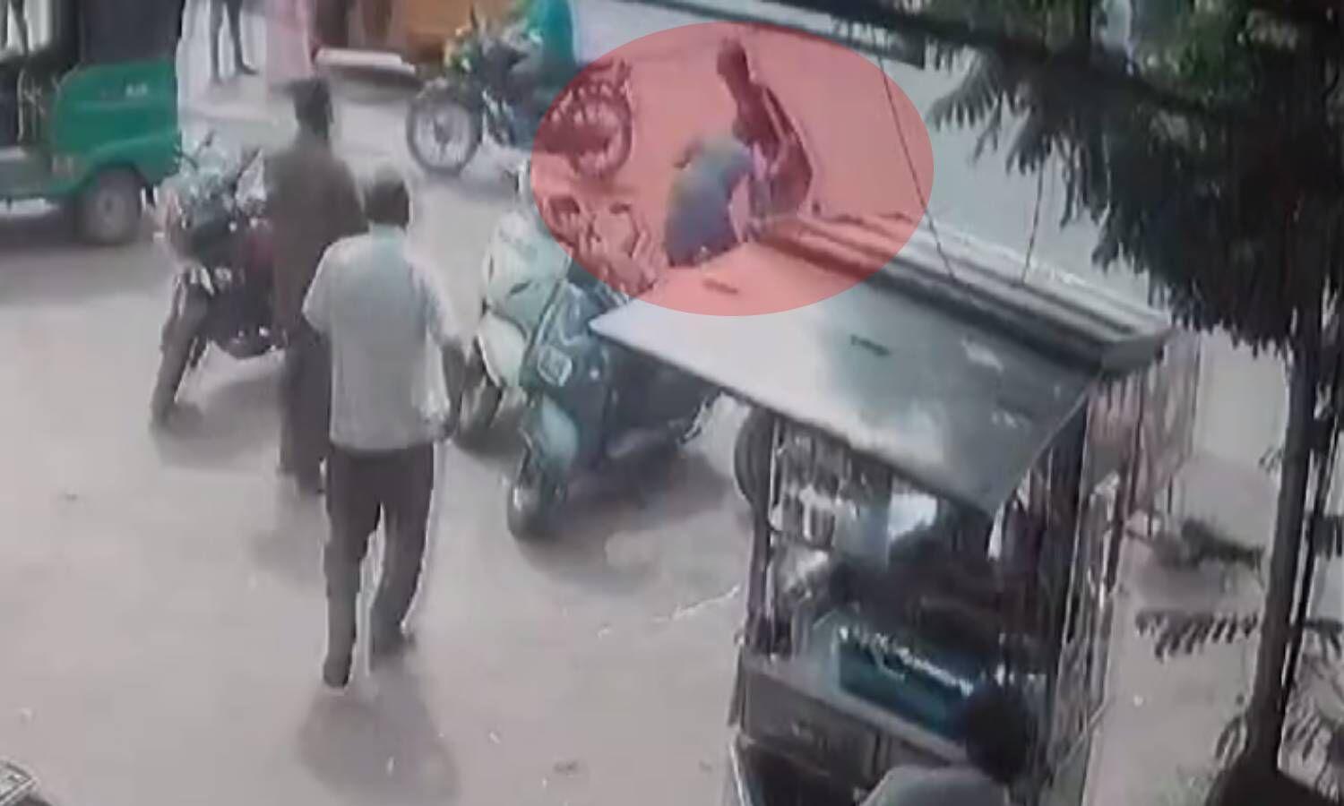 Andhra Girl stabbed to death in broad daylight; CCTV footage leads to ...