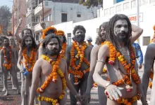 Who are Naga Sadhus? Where do they live? What is their lifestyle?