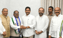 IAS officer Imtiaz joins YSRCP after taking voluntary retirement