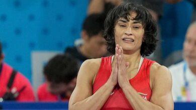 100 grams weight.. Far from the plan of Versailles.. What happened to wrestler Vinesh Pogat?