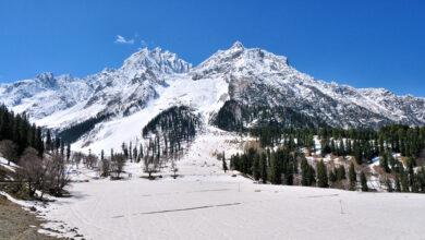 This trip is like visiting a beautiful, snow-covered paradise.
