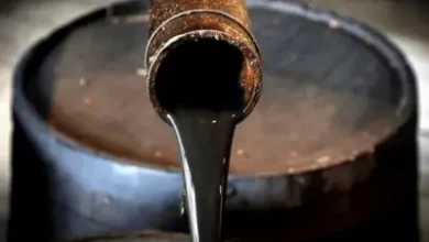 Global crude oil prices Brent crude price fall WTI crude decline chart