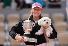 French Open: Andreeva beats Chwalinska to become youngest champion in Paris since 1992
