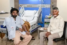 Chandrababu Naidu visits Pawan Kalyan at Mumbai hospital