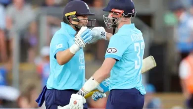 Joe Root 99 helps England beat India in the second ODI