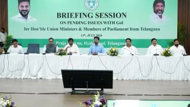 Telangana CM urge MPs to take up pending projects with Centre