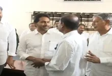 Jagan Mohan Reddy addresses YSRCP leaders ahead of Andhra local body polls