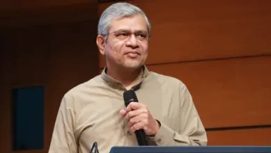 Mobile PLI scheme GST collection claims highlighted by Ashwini Vaishnaw in response to Bloomberg's analysis.