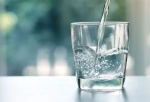 How Much Water Should You Drink Every Day? When Does Drinking Too Much