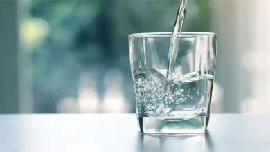 How Much Water Should You Drink Every Day? When Does Drinking Too Much