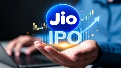 Jio Platforms IPO subscription status showing 2.5 times overall subscription and strong qualified institutional buyer demand.