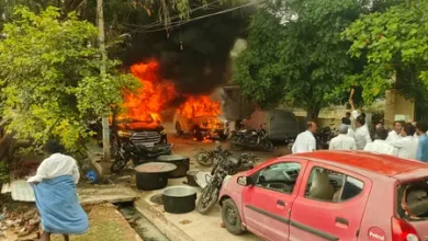 Rayachoti vehicle arson near YSRCP office amid reports of Mithun Reddy convoy attack in Andhra Pradesh